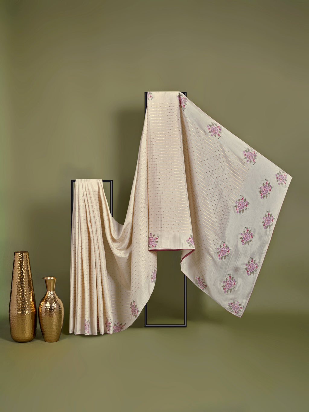 Zarina Embroidered Tussar Saree